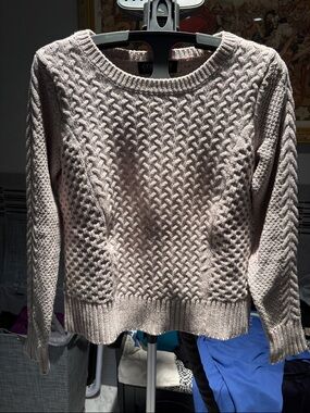 Context Women's Cable Knit Crew Sweater - Light Taupe